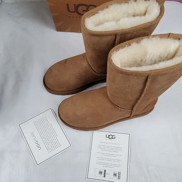 UGG Shoes - UGG